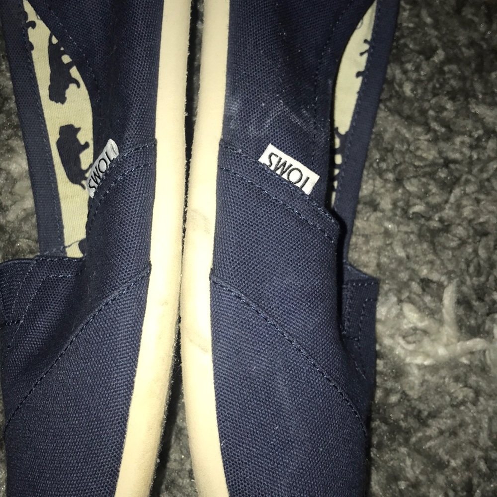 Toms - Picture 6 of 7